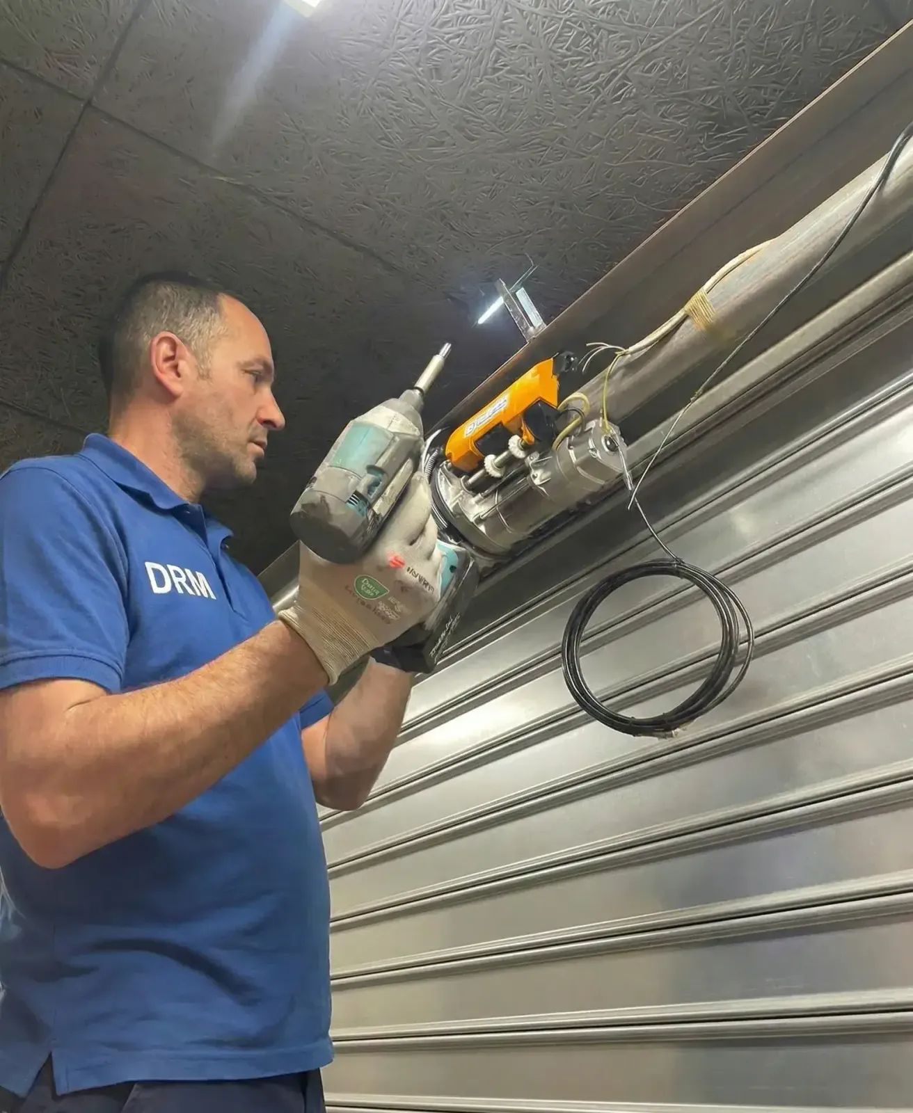 Motorisation de rideau métallique à Neuilly-sur-Seine